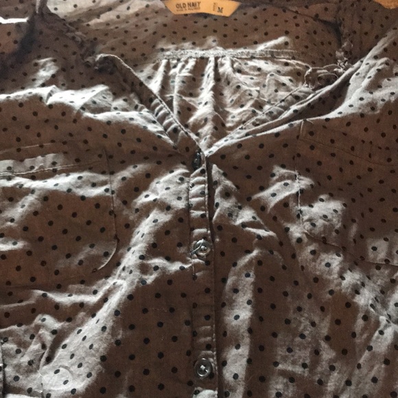 *a fav* Old Navy V neck, buttons, 2 pockets, 3/4 sleeve top - Picture 2 of 9